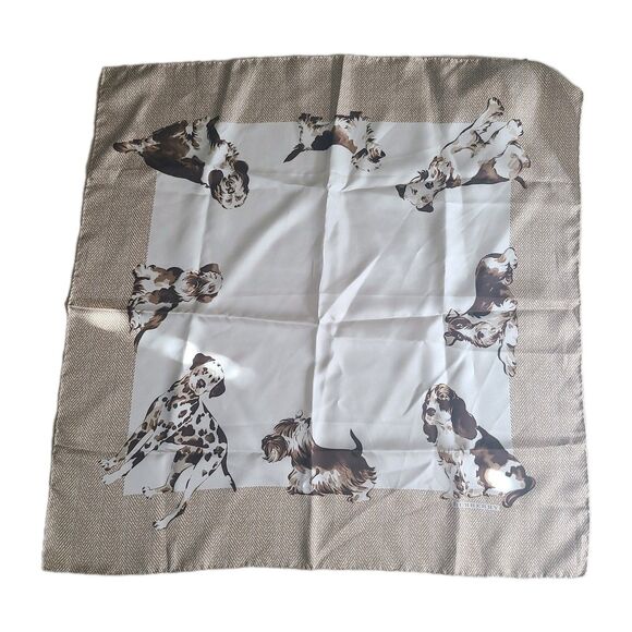 Burberry Womens 100% Silk DOGS Motif Square Scarf camel 26.5"x 26.5" NEW - Picture 4 of 11